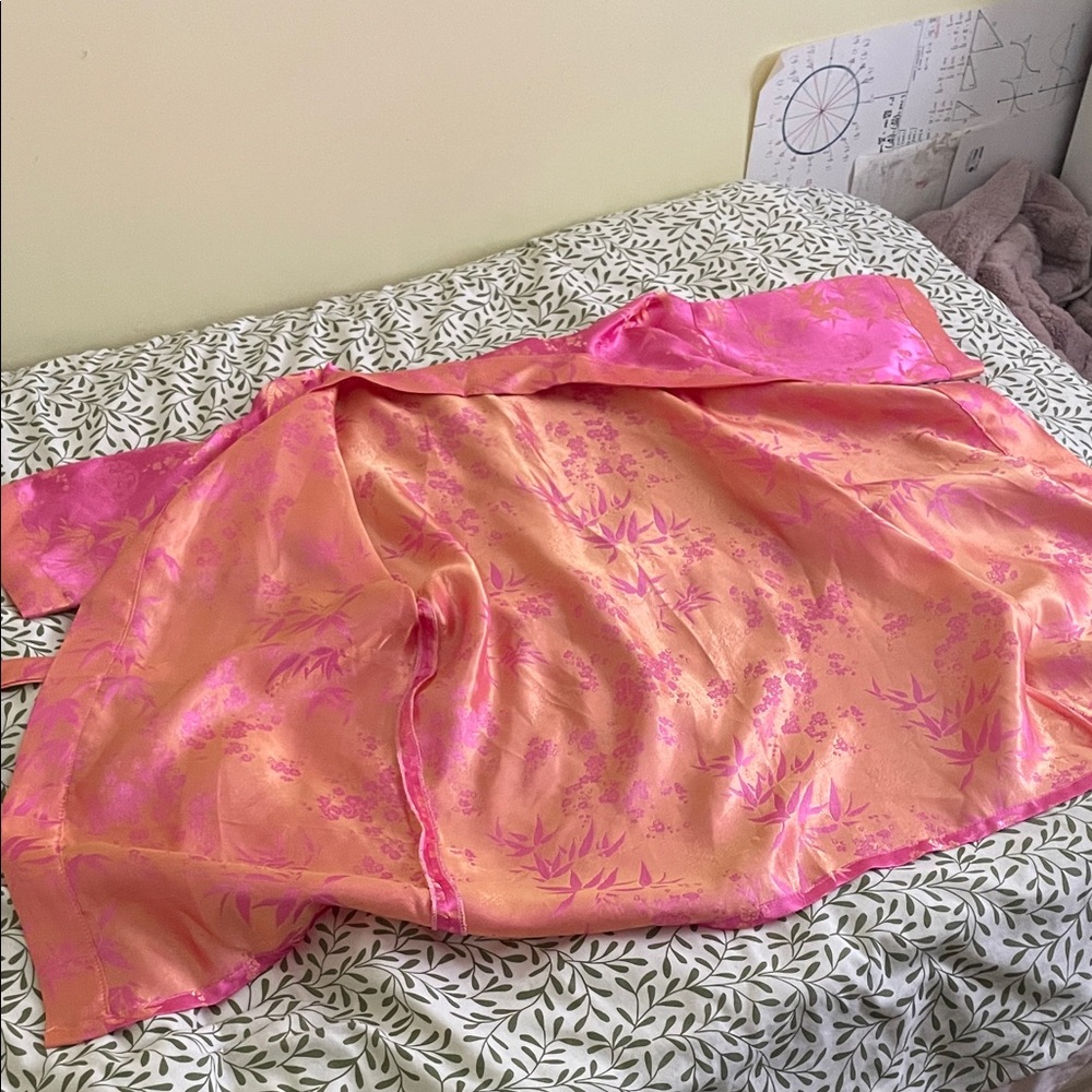 Pink Satin Kimono Robe Traditional with Gold Bamboo & Floral Print - Picture 7 of 11